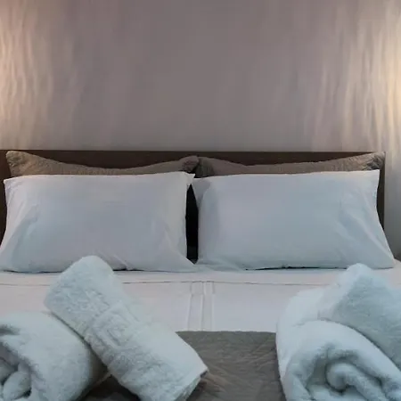 3apartments Artemis Luxury * Ártemida